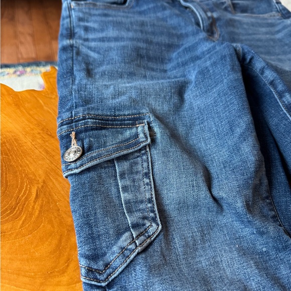 American Eagle Outfitters Women’s Blue Jeans, High Rise, Size 10 - Picture 3 of 6